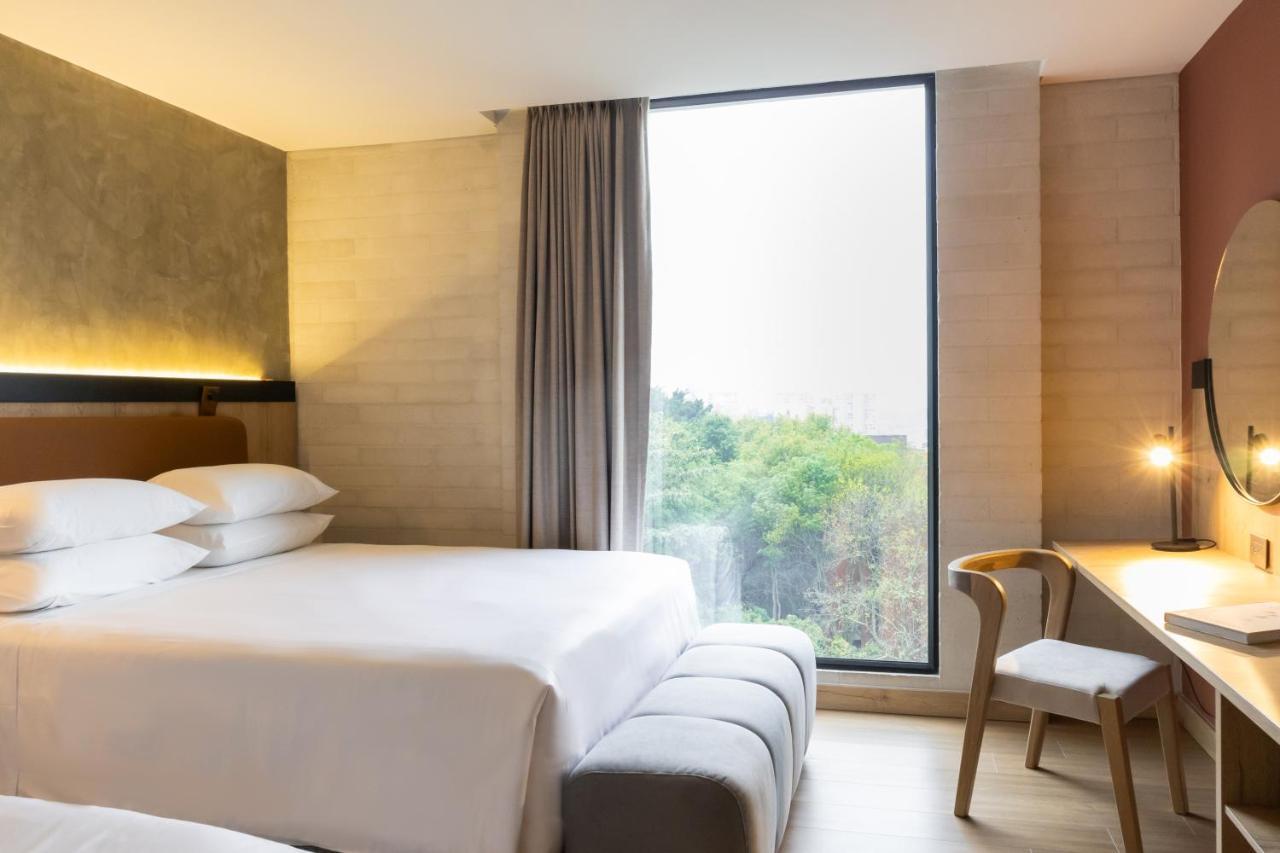 Отель Faranda Collection Medellin, A Member Of Radisson Individuals Экстерьер фото