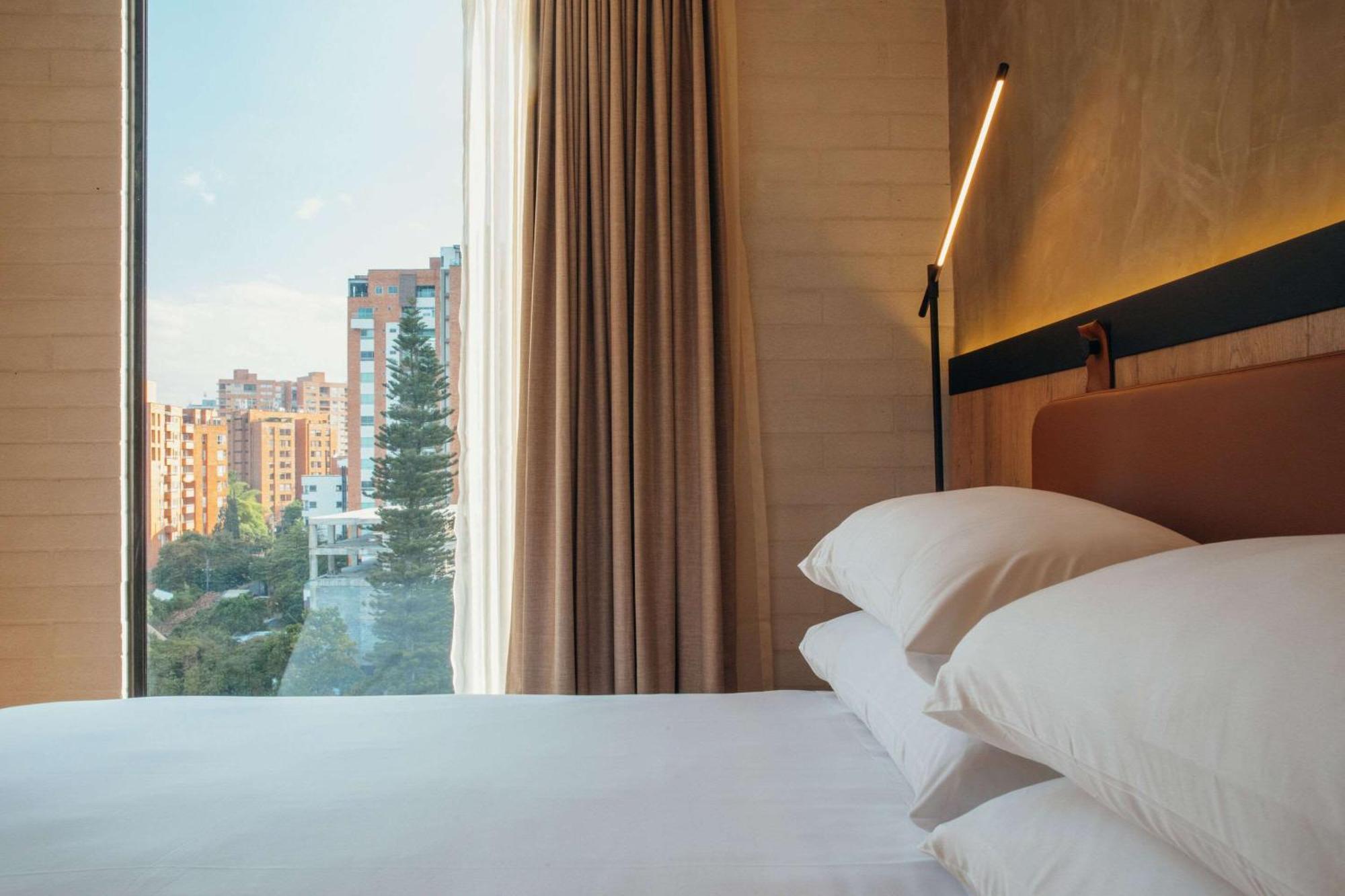 Отель Faranda Collection Medellin, A Member Of Radisson Individuals Экстерьер фото